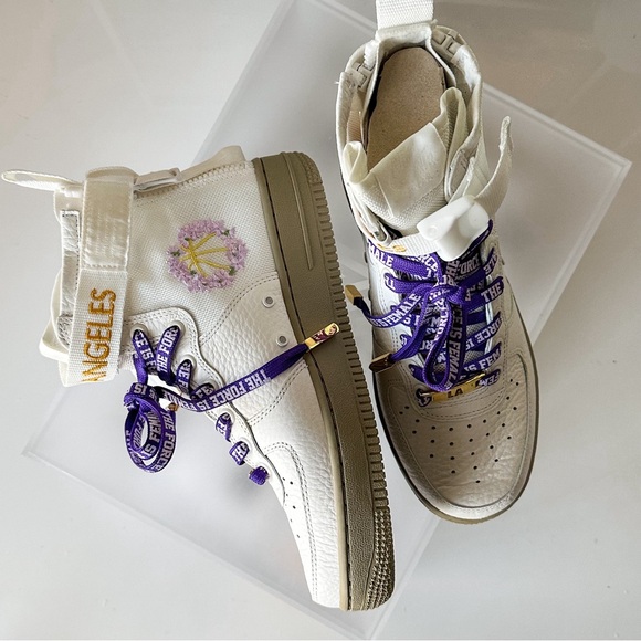 Nike Air Force 1 Mid LA “Makers of the Game” Limited Edition Sneakers - Picture 5 of 10